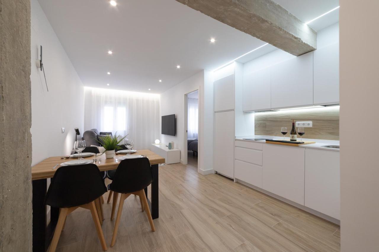 Apartamento Logrono Plaza Ayuntamiento ภายนอก รูปภาพ