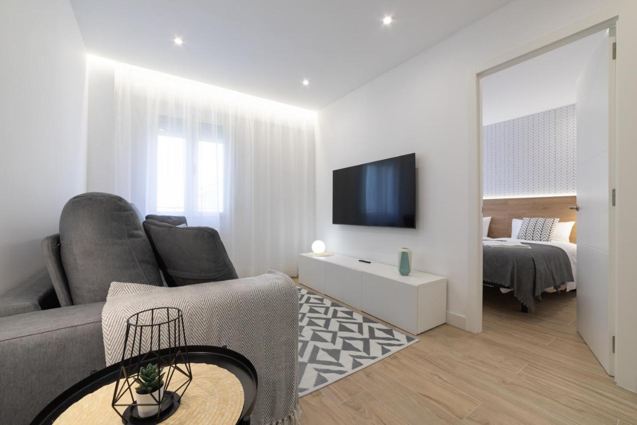 Apartamento Logrono Plaza Ayuntamiento ภายนอก รูปภาพ